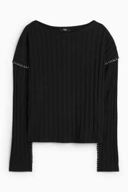 Long sleeve top