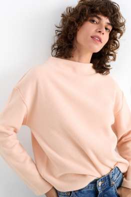 Sweats de femme dans plusieurs couleurs et tailles E Shop C A