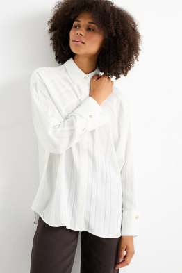 Chemises femme dans plusieurs couleurs et tailles C A