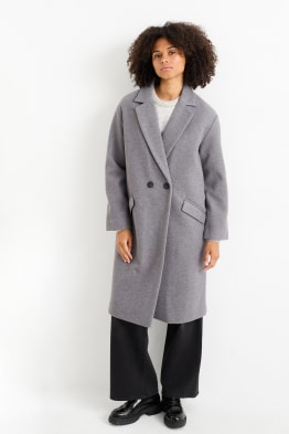 Manteau femme un vestiaire de confort et de style sur C A