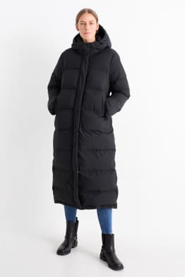 Manteau femme un vestiaire de confort et de style sur C A