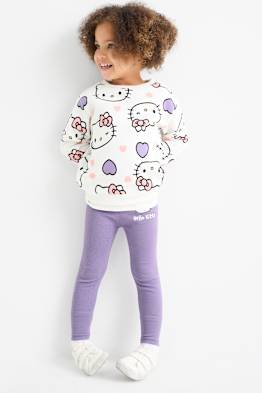 Tous les styles sont permis avec un legging pour fille C A