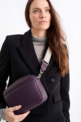 Avoir plus d un tour dans son sac pour femme grace a C A