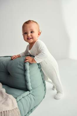 Bambi - baby-pyjama - geribd - met stippen