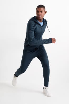 Ropa de running en varios colores y disenos C A tienda online