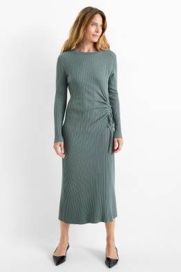 Vestito in maglia - a coste