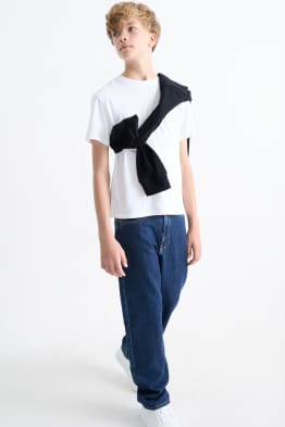 Loose fit jeans