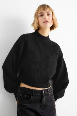 Krótki sweter ze stójką - w prążki