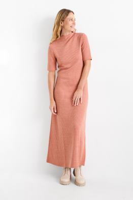 Vestito in maglia - a coste