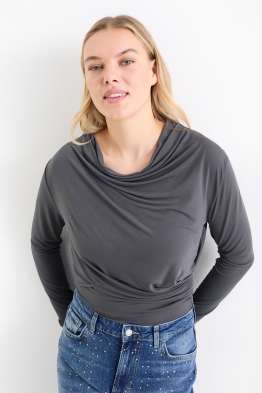 Long sleeve top