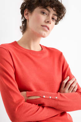 Maglione in filato lavorato a maglia fine
