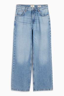 Baggy jeans - średni stan