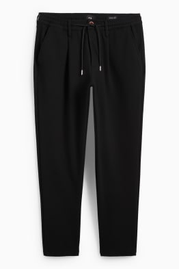 Chinos - tapered fit