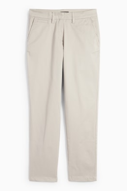 Chinos - mid-rise waist - tapered fit