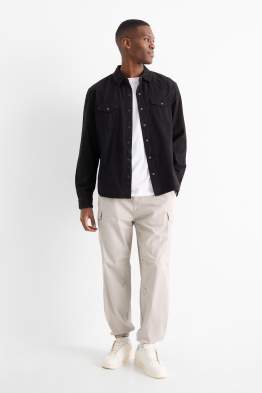 Pantaloni cargo