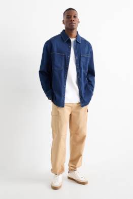 Pantaloni cargo