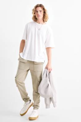 Pantaloni sportivi cargo