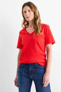 Camiseta básica con escote en pico 