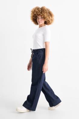 Wide leg jeans - mid waist
