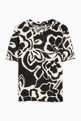 T-shirt - w kwiatki