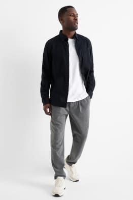 Chinos - tapered fit