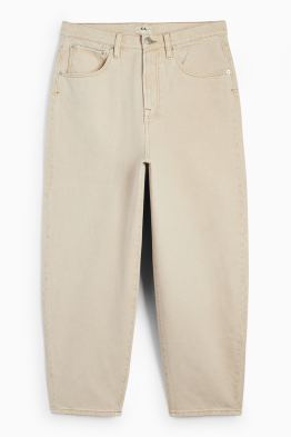 Baggy jeans