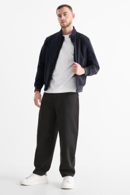 Baggy jeans