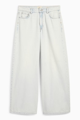 Wide leg jeans - low waist