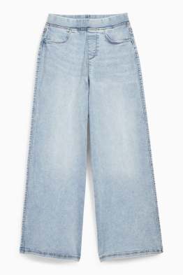 Wide leg jean