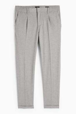 Chinos - tapered fit