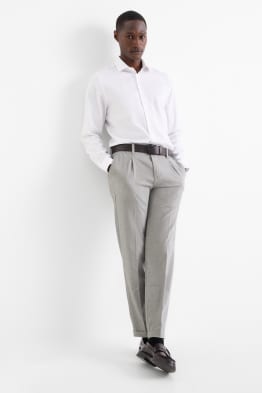 Chinos - tapered fit