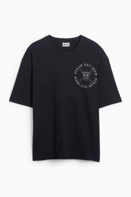T-Shirt - Oversized - One Piece