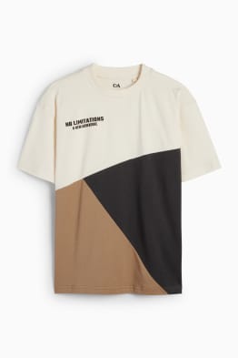 Short sleeve T-shirt