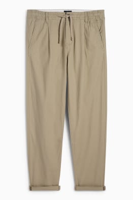 Chinos - tapered fit