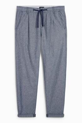 Chinos - tapered fit