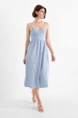 Robe Fit & Flare - à rayures - texturée - smockée