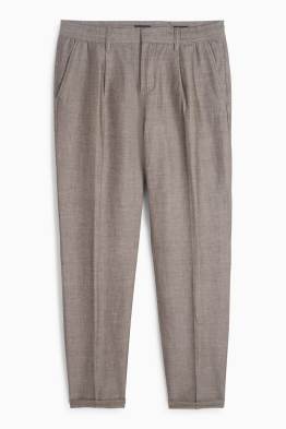 Chinos - tapered fit