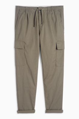 Pantaloni cargo - tapered fit