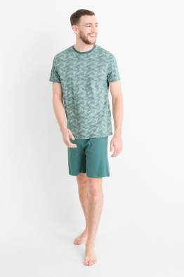Short pyjamas