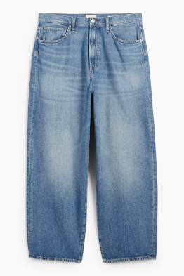Baggy jeans