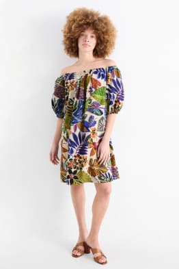 Robe évasée - à fleurs