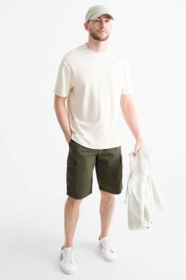 Shorts cargo con cintura