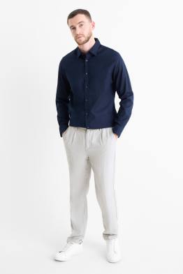 Chinos - tapered fit