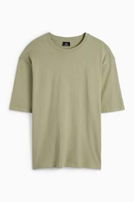 Tricou - supradimensionat