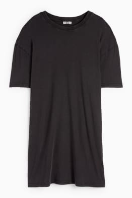 T-Shirt-Kleid