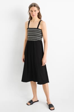 Robe Fit & Flare - texturé - smocké