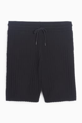 Shorts - strukturiert