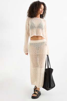Knitted skirt