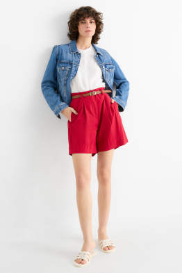 Korte broek met riem - high waist