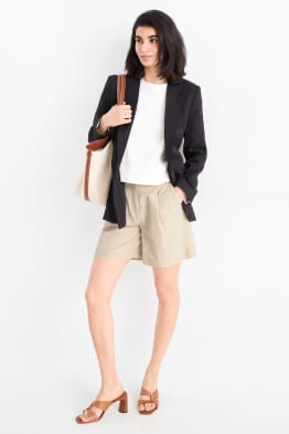 Shorts - mid-rise waist - linen blend